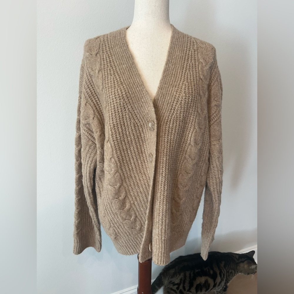 Universal Thread Beige Cable Knit Cardigan